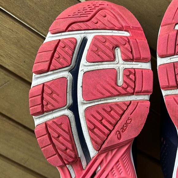 Asics GT-2000 7 Running Shoes – Women’s Size 6.5 Wide - Picture 11 of 16